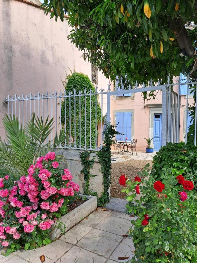 Le Gite De Sainte Valiere Piscine Et Spa Exterior photo